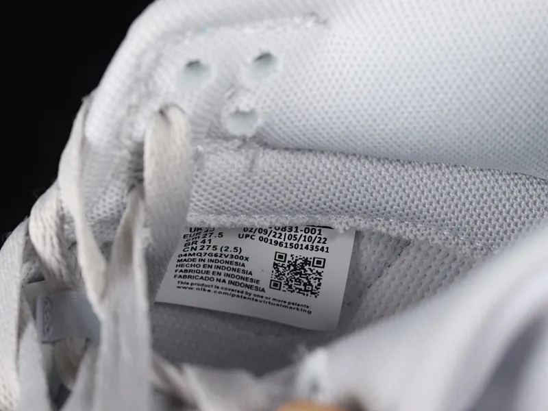 All Categories Nk SB Dunk Series Nk SB Dunk Low Low-top sneakers Cost-effective version Nk Dunk Low "Light Blue" Gray North Carolina SB low-top sports and leisure sneakers DV0831-001